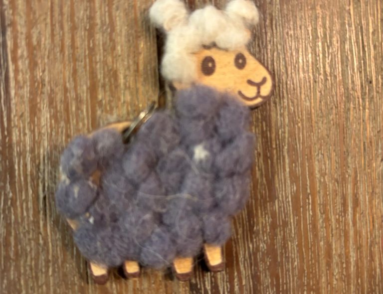 alpakás kulcstartó